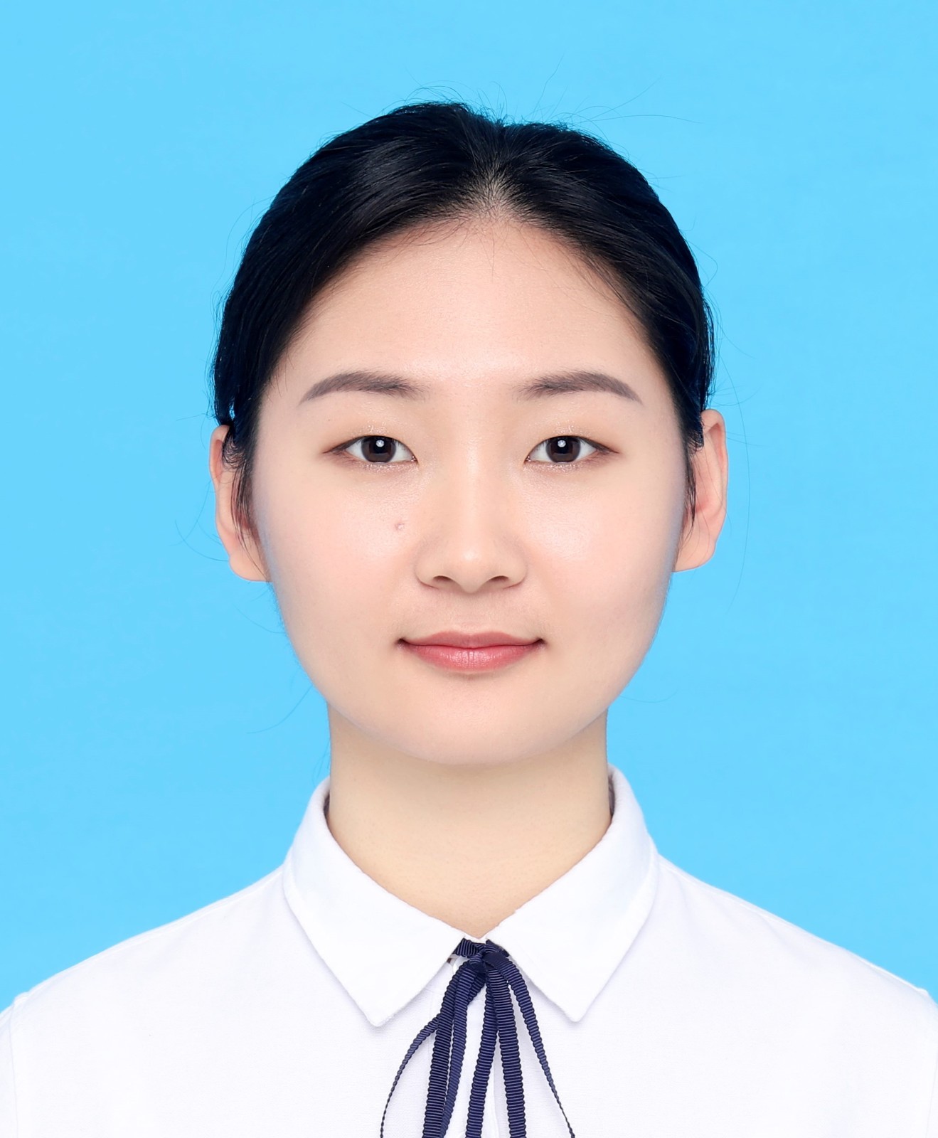 杨嘉钰.jpg