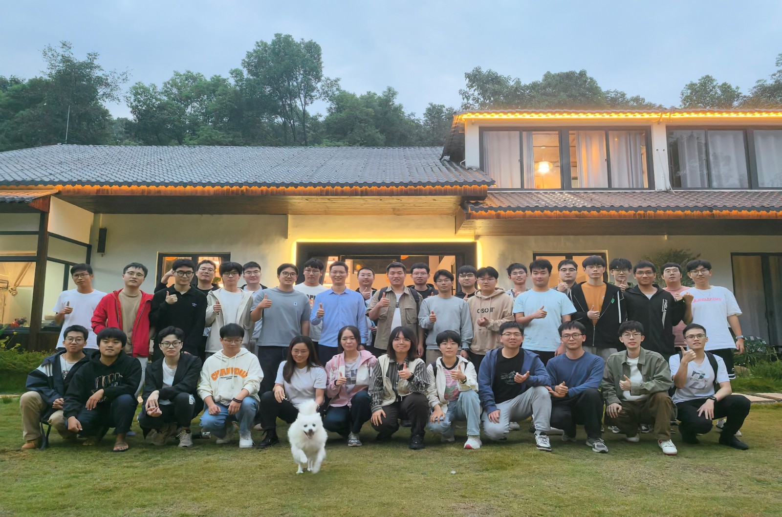 团建.jpg