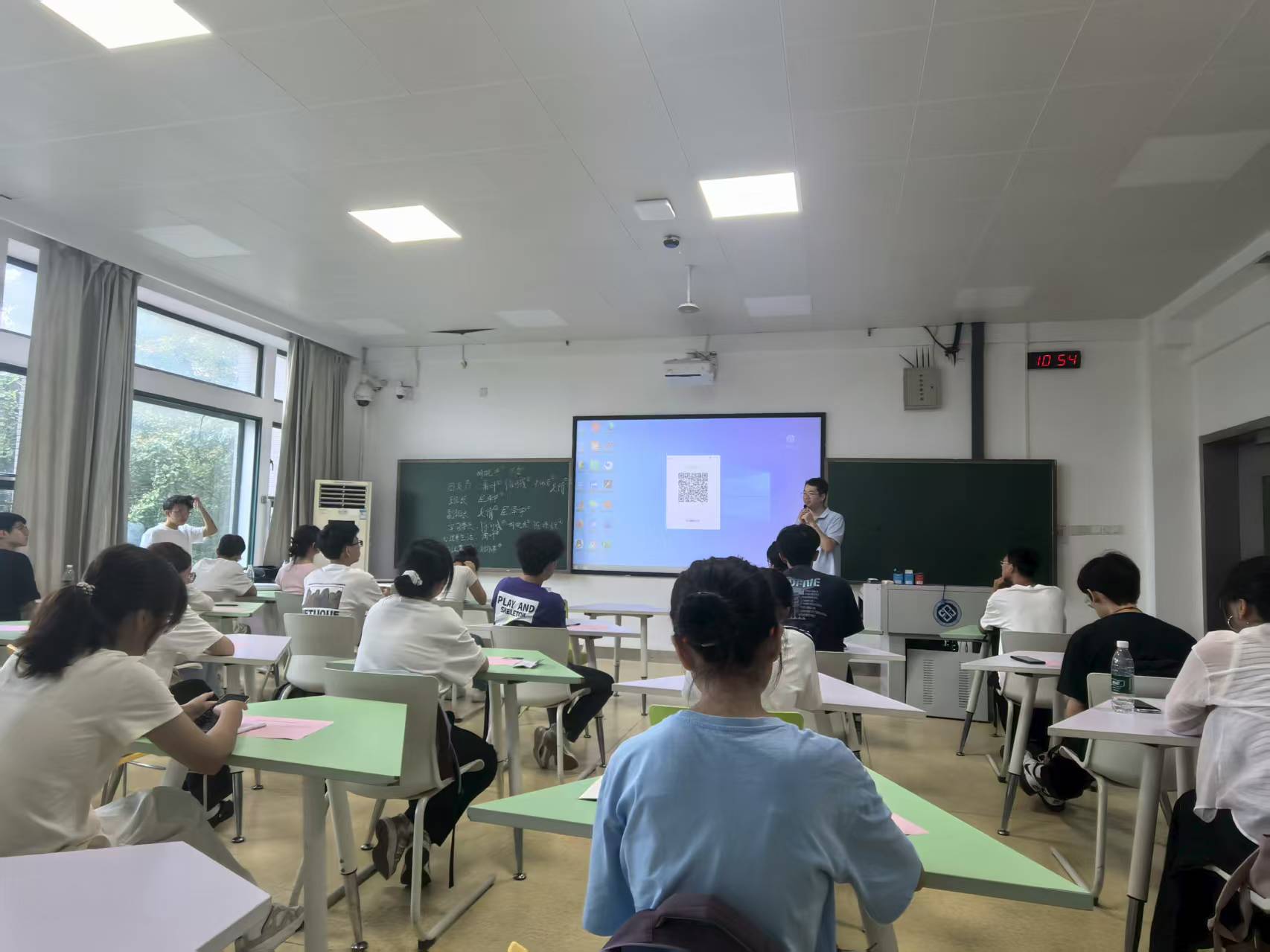 微信图片_2025-09-14_205809_753.jpg